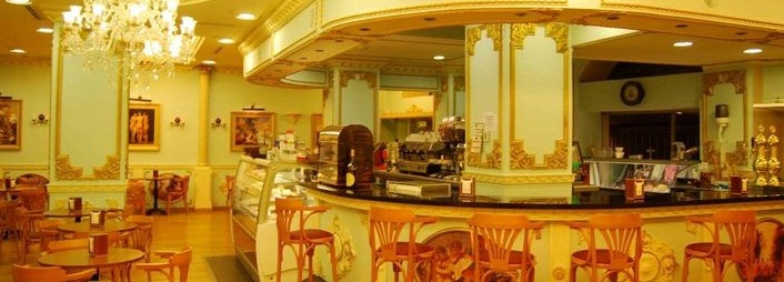 Exposición de pintura en la Heladería La Italiana