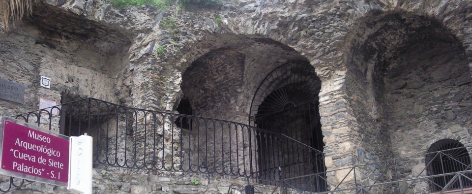 Museo Cueva de los Siete Palacios