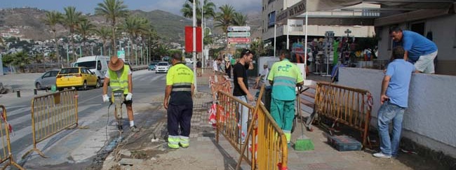 Comienza una nueva fase de rehabilitación del acerado del paseo Andrés Segovia de La Herradura