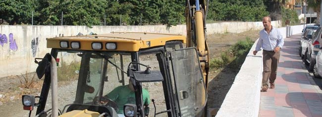 Trabajos de limpieza del cauce de río Seco de Almuñécar