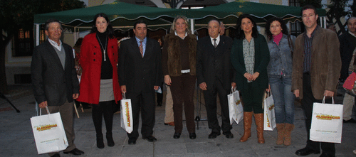 Almuñécar unió el trovo alpujarreño y el fandango cortijero_GIF