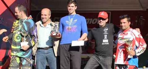 Bienvenido Hernández ganó el VII Trofeo Enduro "Ciudad de Almuñécar - Memorial Raúl Linares Moya" Bienvenido Hernández ganó el VII Trofeo Enduro Ciudad de Almuñécar - Memorial Raúl Linares Moya