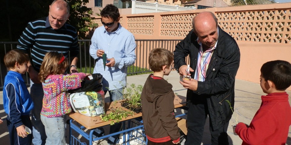 El programa municipal de concienciación medioambiental llega al Colegio La Noria