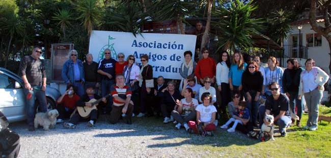 Los Amigos de La Herradura celebraron con éxito el Día de la Zorra