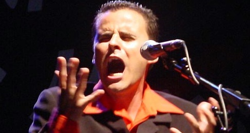 El cantaor flamenco Juan Pinilla presenta Las voces que no callaron 2