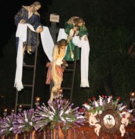 Cofradía del Descendimiento y Santa María del Alba.