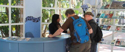 El punto de información del Altillo atendió a 24 mil visitantes el primer año