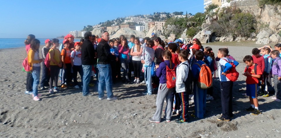 Escolares sexitanos participan en la Campaña “Cuidemos la Costa”
