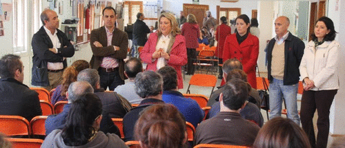 La alcaldesa de Almuñécar garantiza el futuro del Mercado Municipal. Trinidad Herrera sale al paso de los rumores falsos difundidos “con mala fe” en las últimas semanas La alcaldesa de Almuñécar garantiza el futuro del Mercado Municipal