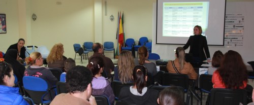 La Escuela de Padres de Almuñécar arranca con una  buena acogida