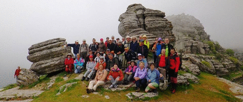 Senderistas sexitanos disfrutaron del recorrido por la ruta de El Torcal