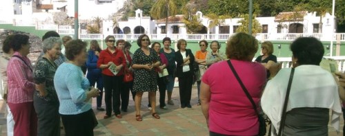 Alumnas del Centro de Adultos conocen el patrimonio histórico de Almuñécar
