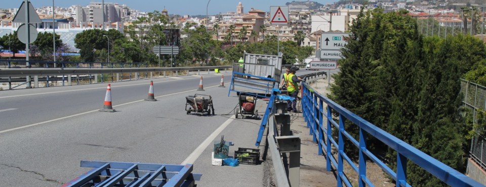 Carreteras realiza diversas mejoras en la CN 340 a su paso por el municipio sexitano