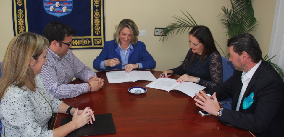 El Ayto. y Hotelbeds firman un acuerdo para la promoción del destino