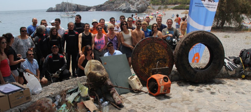 III Campaña de limpieza de fondos marinos AUAS con Almuñécar III Campaña de limpieza de fondos marinos AUAS con Almuñécar