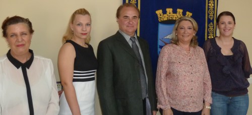 La alcaldesa de Almuñécar dio la bienvenida al municipio al Ballet de Moscú La alcaldesa de Almuñécar dio la bienvenida al municipio al Ballet de Moscú