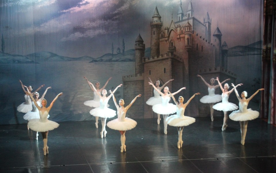 LAGO DE LOS CISNES EN ALMUÑECAR 13 2