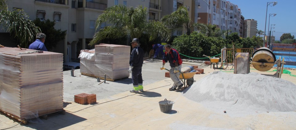 Nuevos servicios y vestuarios en las pistas de pádel del Complejo Río Verde