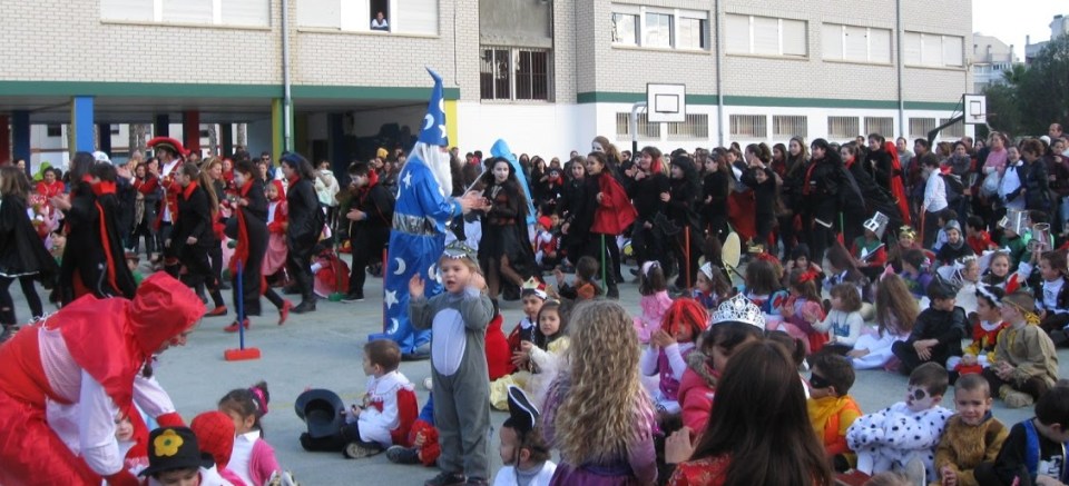 El colegio San Miguel de Almuñécar, Centro bilingüe de inglés, celebra su tradicional fiesta fin