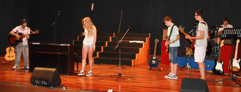 La Academia Nash Music ofreció un gran espectáculo fin de curso 2