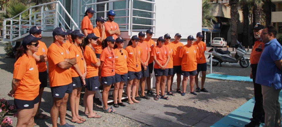 Más de 20 voluntarios de Protección Civil vigilarán las playas sexitanas