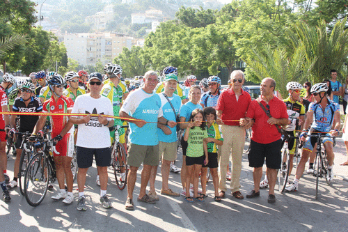 El motrileño Juan José Arquero Matillas gana por tercer año consecutivo la carrera Almuñécar Costa 1200