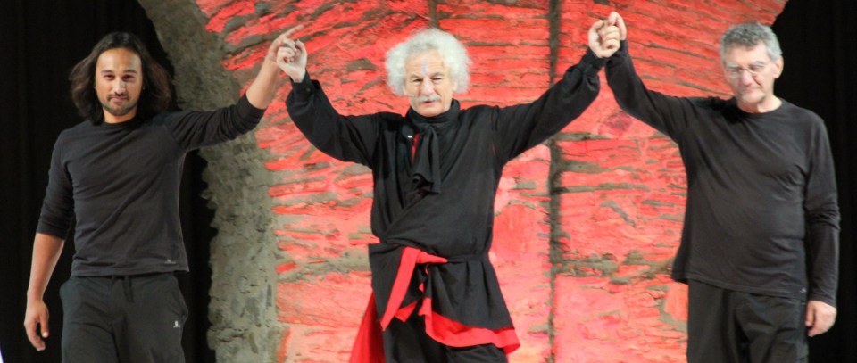 El Brujo entusiasma en Almuñécar con su visión de La Odisea El Brujo entusiasma en Almuñécar con su visión de La Odisea