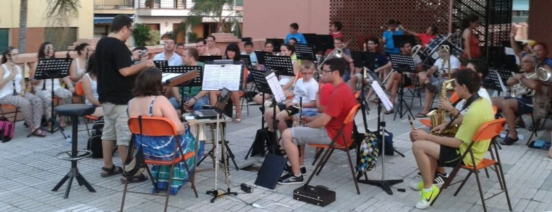 La BMM de Almuñécar ensayando para los concierto del 28 y 29 de julio