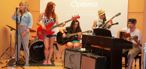 La Casa de la Juventud acogió una fiesta musical sin alcohol