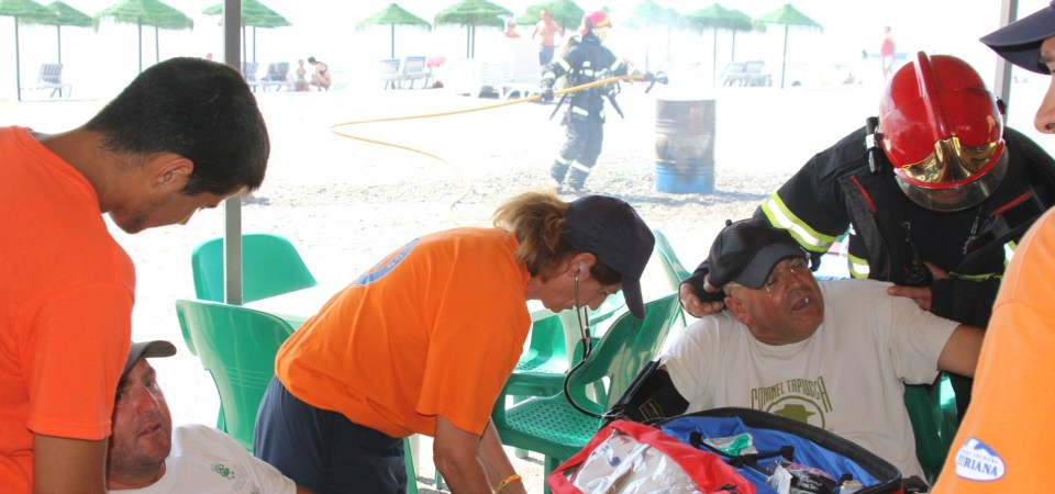 Las Fuerzas de Seguridad realizan un Simulacro en la playa de Velilla