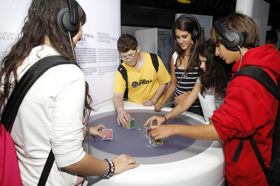 ExpoCaixa Tecnorrevolución en Almuñécar ExpoCaixa Tecnorrevolución en Almuñécar