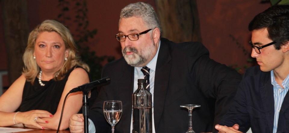 García Calderón ofrece en Almuñécar una conferencia sobre el lenguaje jurídico