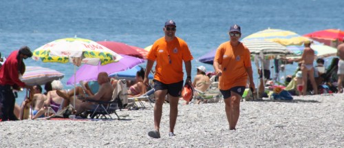 Más de 220 servicios en julio de Protección Civil en las playas sexitanas