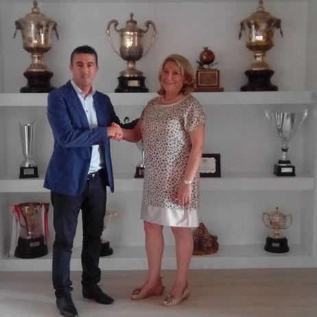 Almuñécar hará promoción turística de Primera con el con el Granada C F