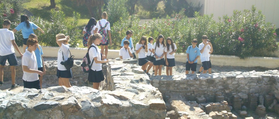 Alumnos del AIS conocieron los recursos turísticos locales y su gestión