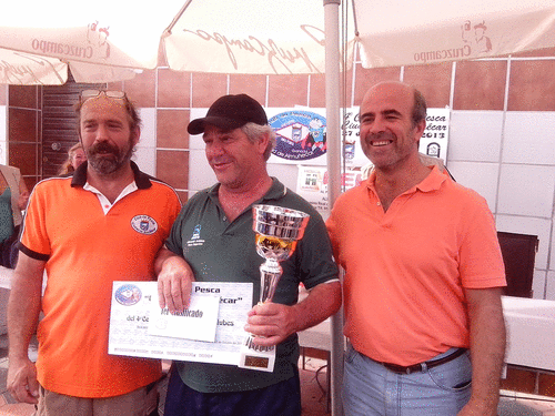 Gabriel Ramírez y Aida Rivas ganan el IV Certamen de Pesca “Ciudad de Almuñécar