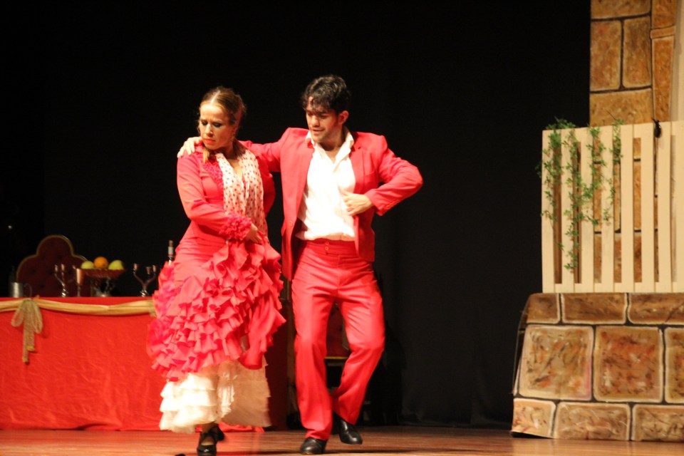 Gran éxito de María Gómez "La Canastera" con el "Romeo y Julieta" Gran éxito de María Gómez "La Canastera" con el "Romeo y Julieta"