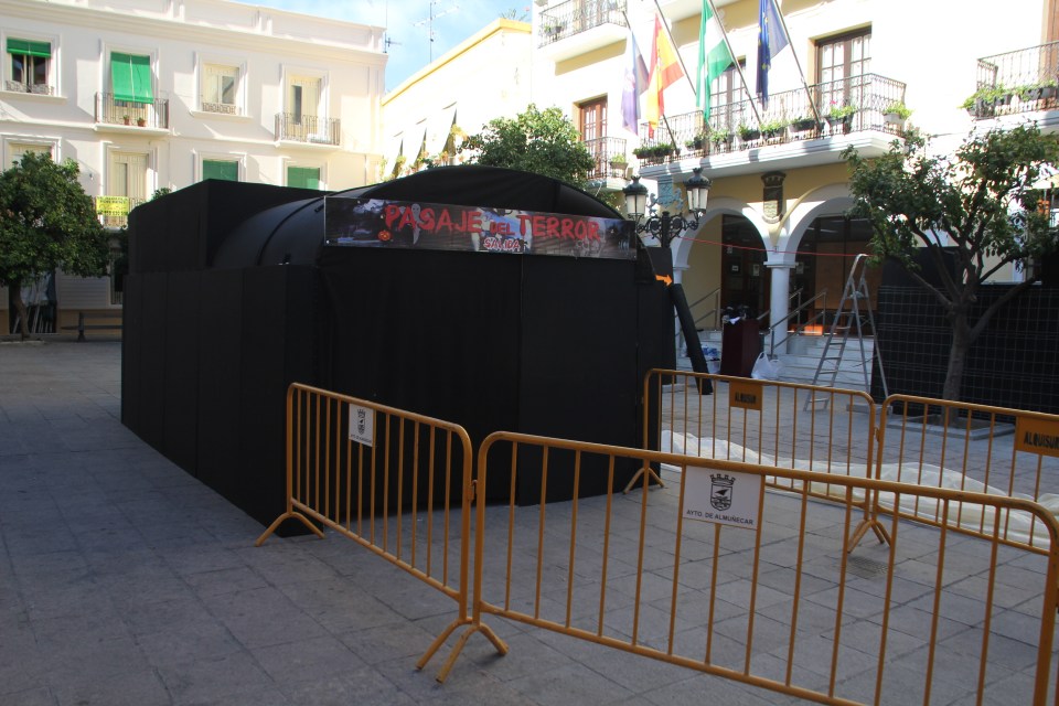 PASAJE TERROR EN PLAZA AYTO ALMUÑECAR 13