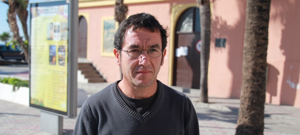 Reinaldo Jiménez Morales presenta su poemario "Habitarás la casa"