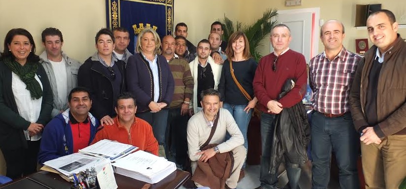 La alcaldesa de Almuñécar ha recibido a un grupo de presos que visita hoy la localidad sexitana