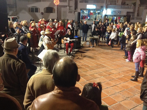 La Herradura celebró su primera "Zambombá Navideña" con el Coro y la Pastoral herradureña
