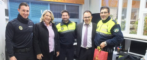 Trinidad Herrera felicita el Año Nuevo a los cuerpos y fuerzas de seguridad locales GIF