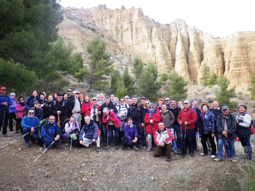 Setenta senderistas sexitanos recorrieron la ruta de los dólmenes de Gorafe y las Cárcavas del Marchal