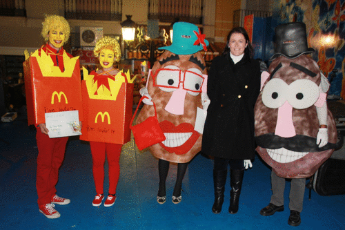 Éxito de participación en el concurso de disfraces del Carnaval para mayores Éxito de participación en el concurso de disfraces del Carnaval para mayores