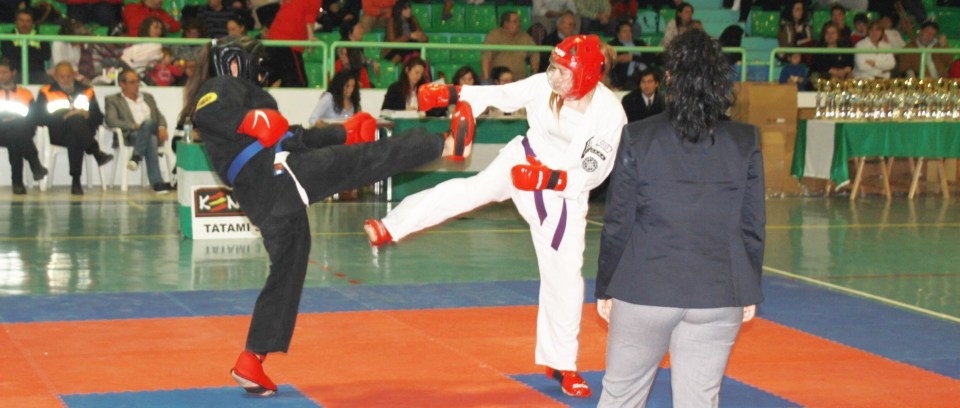 COMBATE FEMENINO CAMPEONATO ANDALUCIA KENPO EN ALMUÑECAR 14 2