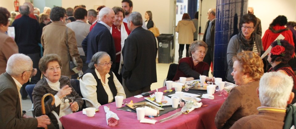 MERIENDA Y CONVIVENCIA DE MAYORES EN LAS FIESTAS DE LA  HERRADURA 2