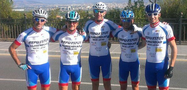 CICLISTAS ALMUÑEQUEROS EN LA ZUBIA 14 2