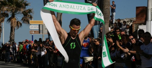 GANADOR ABSOLUTO JOSE ANTONIO CARDONA ENTRANDO EN META ALMUÑECAR 14 2