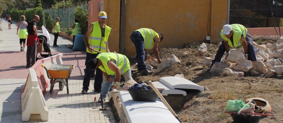 TRAMO FINAL OBRAS PASEO REINA SOFIA JUNTO PARQUE ACUATICO ALMUÑECAR 14 2
