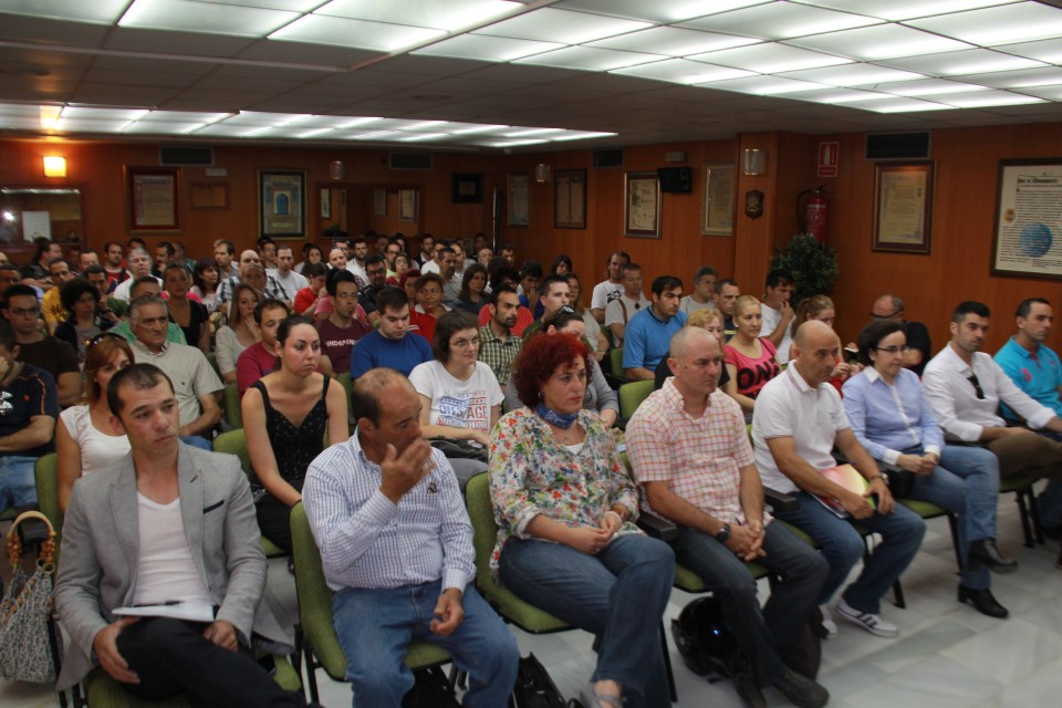 ACTO  PRESENTACION ALUMNOS Y MONITORES PROGRAMA FORMACION OCUPADOS 14  ALMUÑECAR